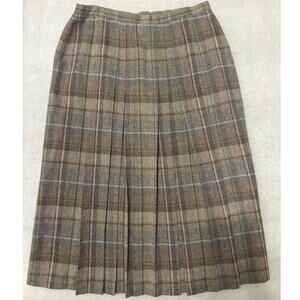 Vintage Summit Sportswear Front pleated plaid skirt 1970’s Union Made size 14